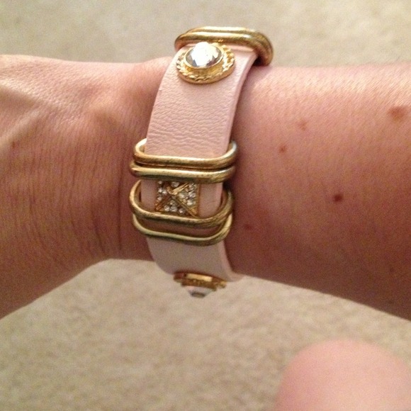 Pink Leather Strap Bracelet - Picture 3 of 3