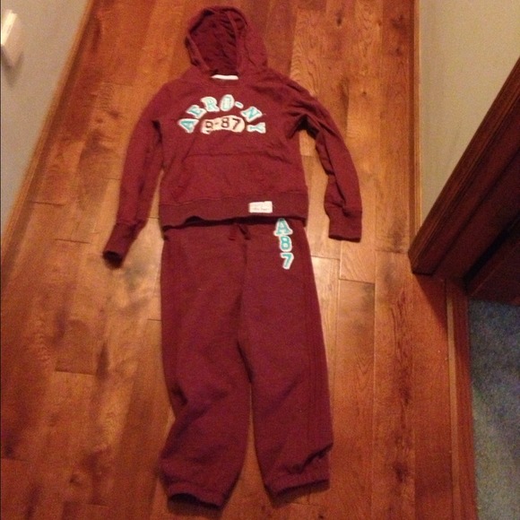 Aeropostale sweatsuit - Picture 2 of 2