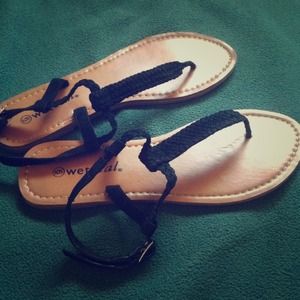Wet Seal black braided sandal 😍