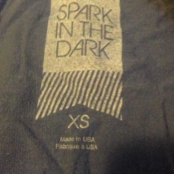 Spark In The Dark Urban Outfitters XS tee - Picture 3 of 4