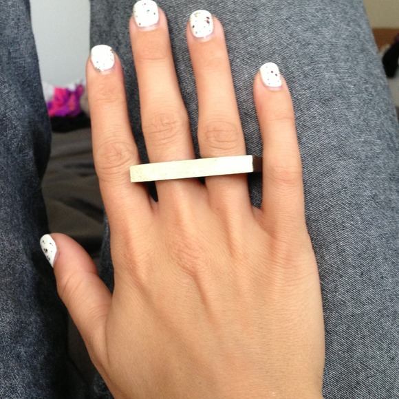Double finger ring
