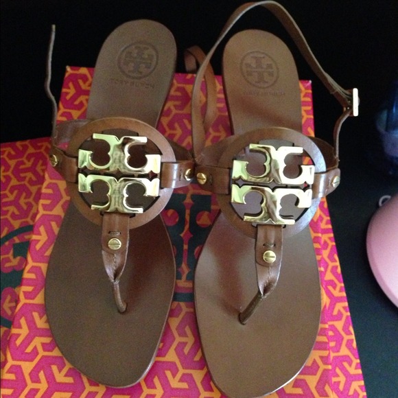 Tory Burch Shoes - 🎉Host Pick🎉 1/10/14 Tory Burch "Holly 2" Sandal