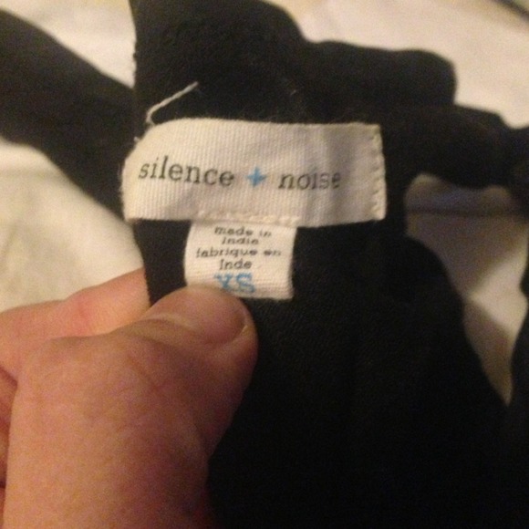 Silence & Noise Urban Outfitters dress - Picture 2 of 4