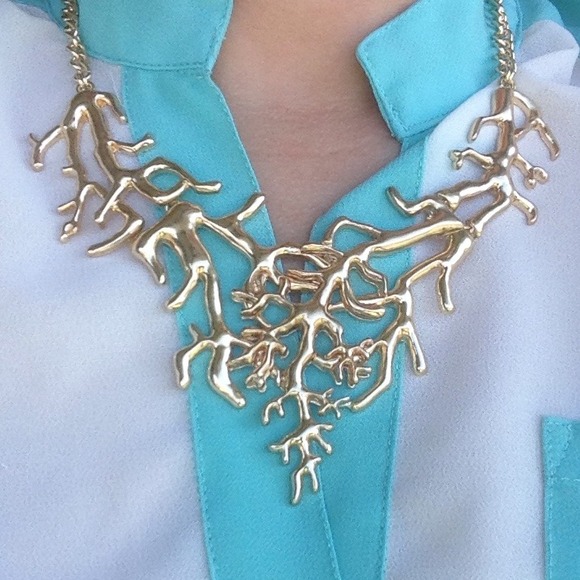 #107 💰💰SOLD💰💰Branch Necklace NWOT - Picture 2 of 2