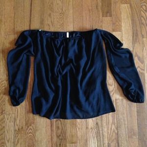 ❌SOLD - Off-the-shoulder sheer black top