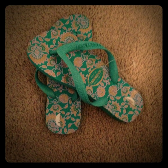 New Havaianas Sandals