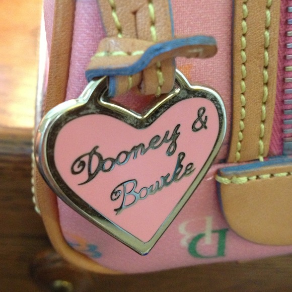 Cotton Candy pink Dooney & Bourke purse - Picture 3 of 3