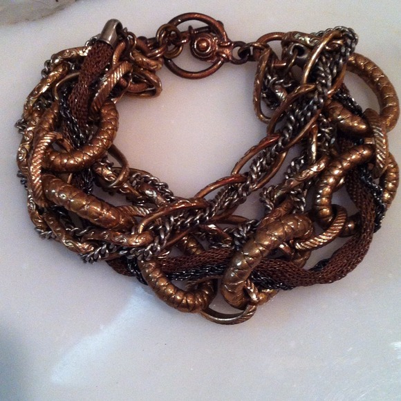 Gold and silver link bracelet - Picture 2 of 4