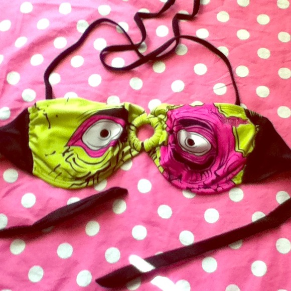 Iron fist zombie stomper bikini top, size med