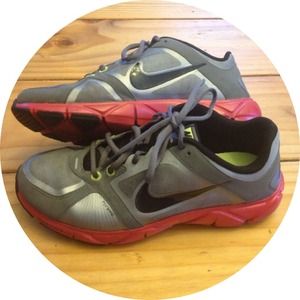 NIKE FLYWIRE FREE XT TRAINING/RUNNING QUICK FIT