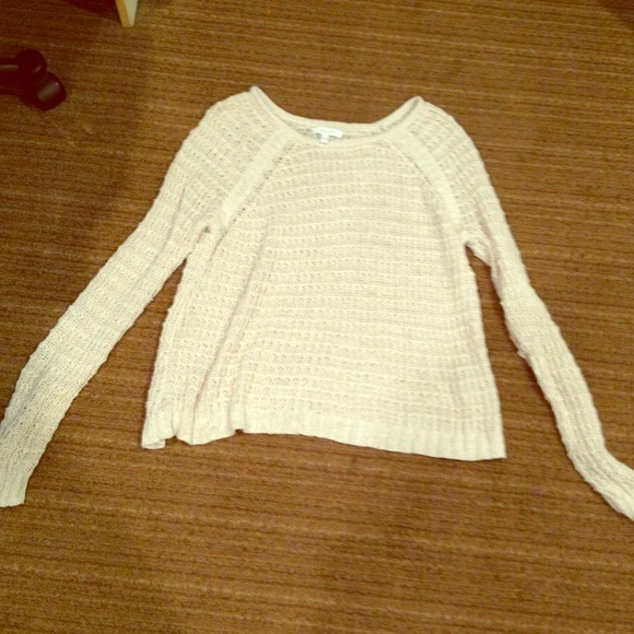 Beautiful knit sweater from Delia's! Never worn!