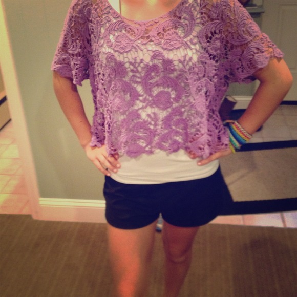 Purple shirt with intricate detail! - Picture 1 of 2