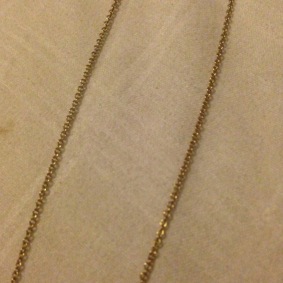 Dogeared mini swirl circle necklace - Picture 4 of 4