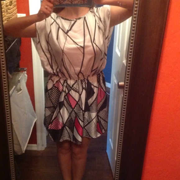 BUNDLED! Speechless silky dress - Picture 3 of 3