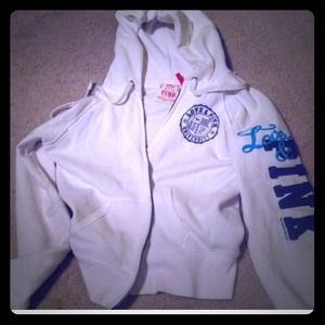 FINAL REDUCTION! ❌Vs Victoria Secret Jacket Pink