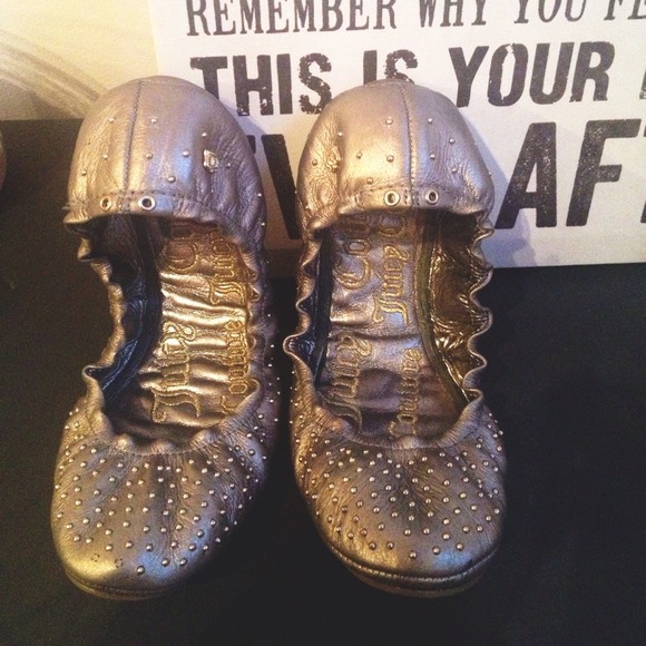 Juicy Couture Flats