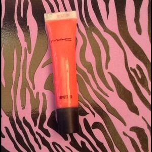 MAC lip gelee in Slicked Pink