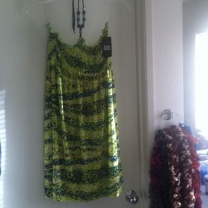 Dresses - REDUCED Cute yellow blue green summer dress Dresses - REDUCED Cute yellow blue green summer dress