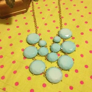 🚫🚫SOLD🚫🚫🌸 New! Very trendy bubble necklace 🌸