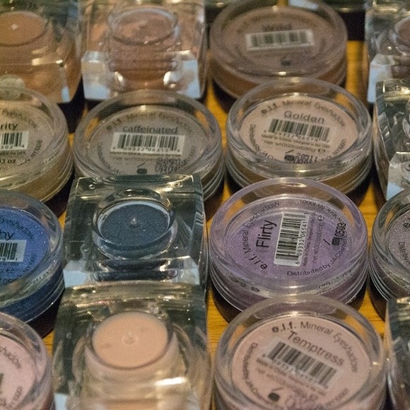 E.L.F Eyeshadows - Picture 3 of 3