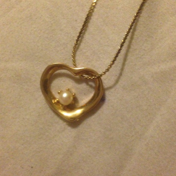 Gold filled heart necklace with pearl - Picture 4 of 4