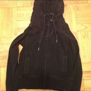 Lululemon cable knit special edition scuba