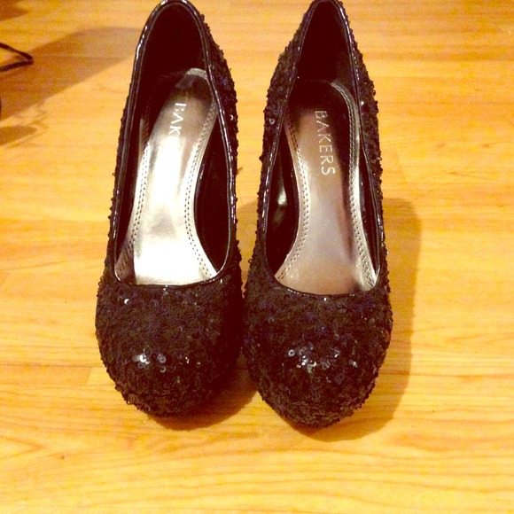 Bakers Black sequined pumps (reserved)