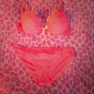 Bra & panty set on hold for supercheney17 😊