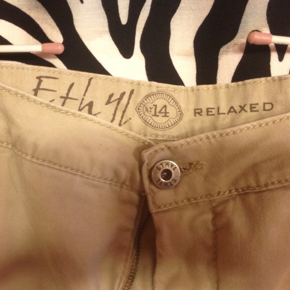 SOLD Beautiful Ethyl jeans!  Don't miss these! - Picture 2 of 3