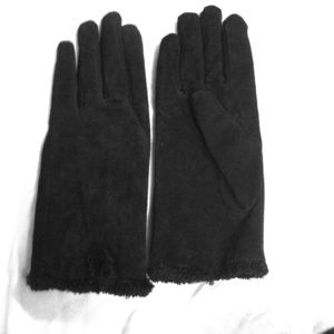 Black leather hand gloves
