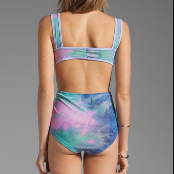 π’SOLDπ’ NWT unif shorebreak one piece - Picture 2 of 4