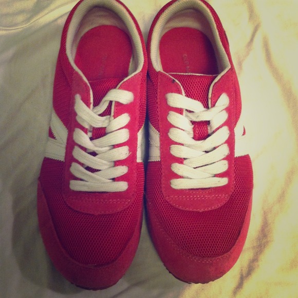 Old Navy sneakers