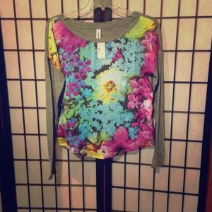 Aeropostale Flower Top NWOT