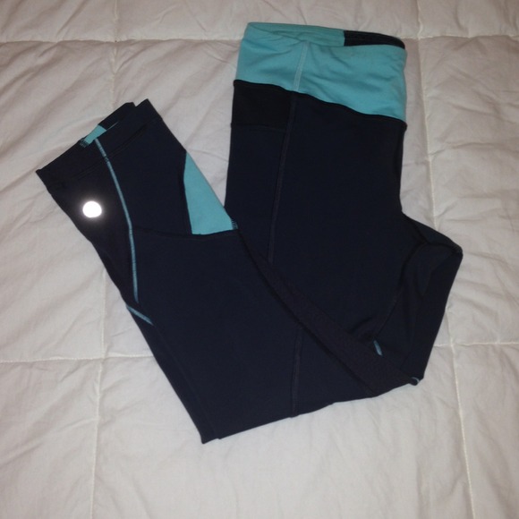 ❌SOLD❌Lulu lemon athletic Run: Inspire Crop