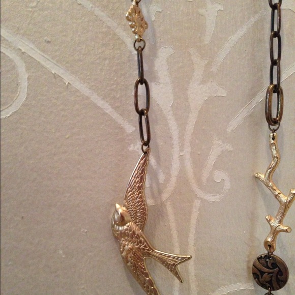 Gold Bird Necklace - Picture 2 of 4