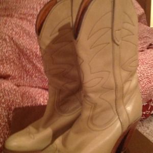 Frye boots size 6