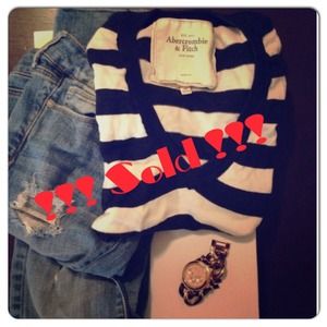 !! SOLD !! American eagle jeans & Abercrombie top