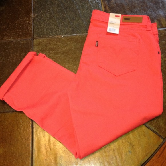 Demi Curve Capri 13/31 - Picture 2 of 4