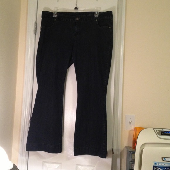 Like new dress denim from maurices size 22!