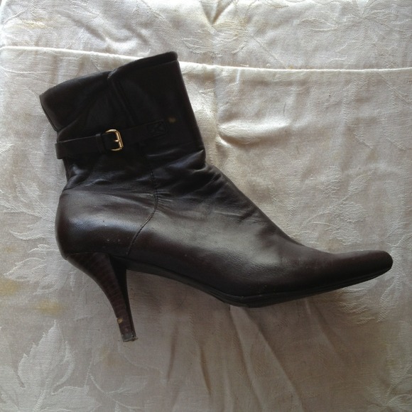 Booties - Picture 4 of 4