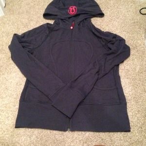SOLD Thin grey lulu hoody