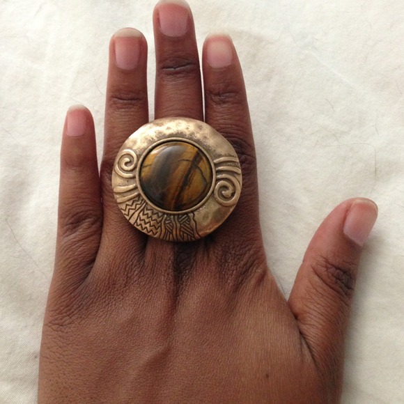 Stretch ring