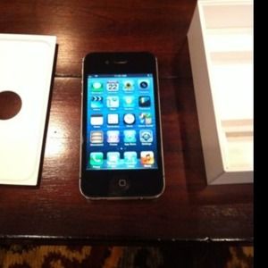 Unlocked verizon iphone 4s!! Which was my brothers