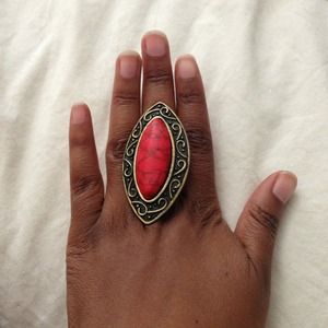 Antique-ish looking ring