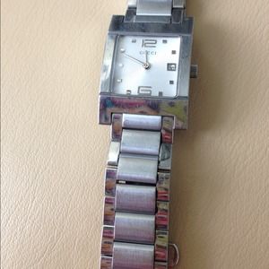 Authentic GUCCi watch. Bundle with Stella sunglass