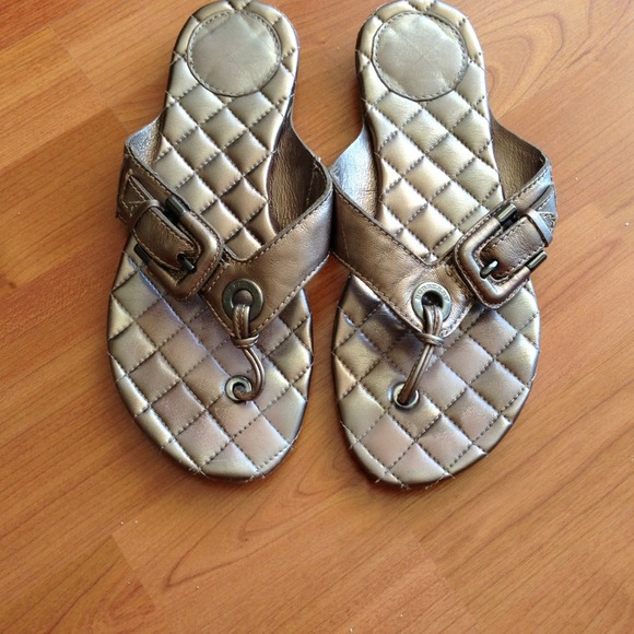 Burberry bronze flat sandals