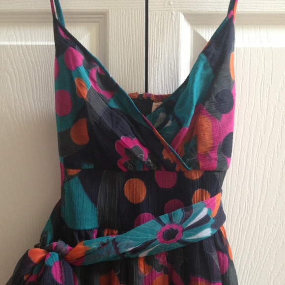 🎉REDUCED🎉Perfect dress for those summer nights! - Picture 3 of 4