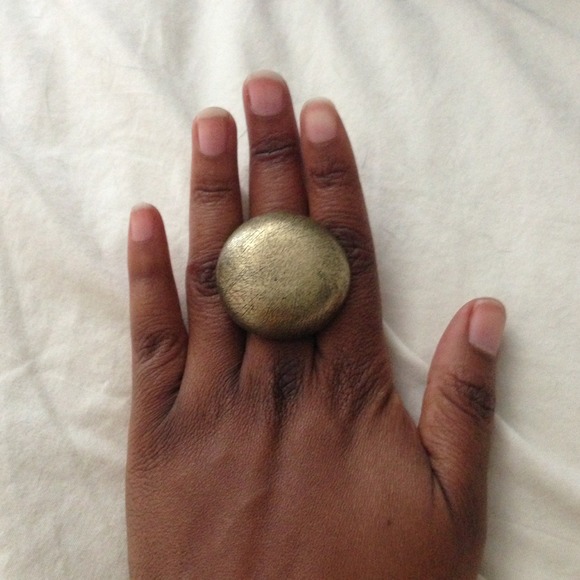 Gold stretch ring