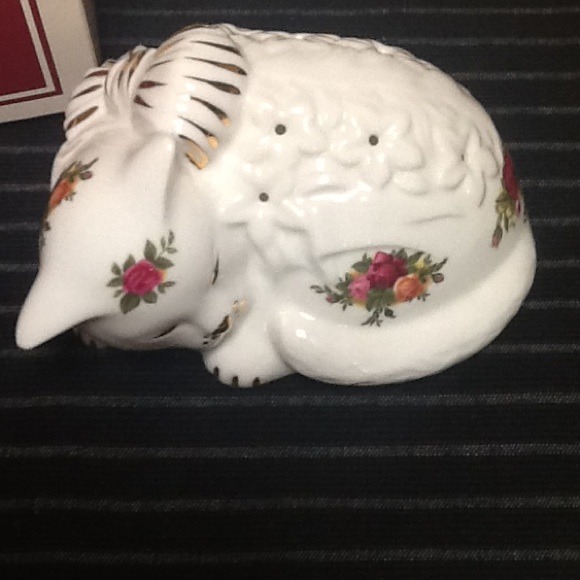 Royal Albert OCR Cat Pomander🐱