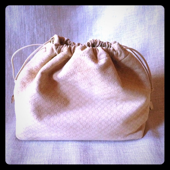 Gucci Handbags - {RARE GUCCI Pouch Clutch } Beige Micro Monogram